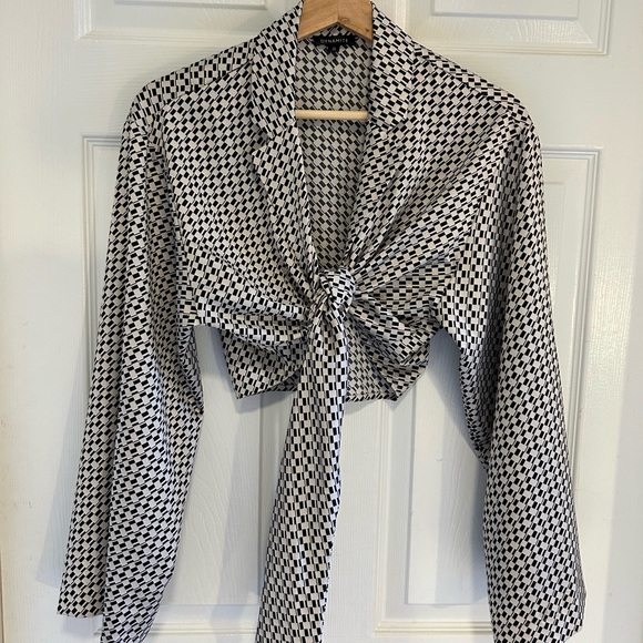 Dynamite Checkered Top with Tie - Picture 4 of 10